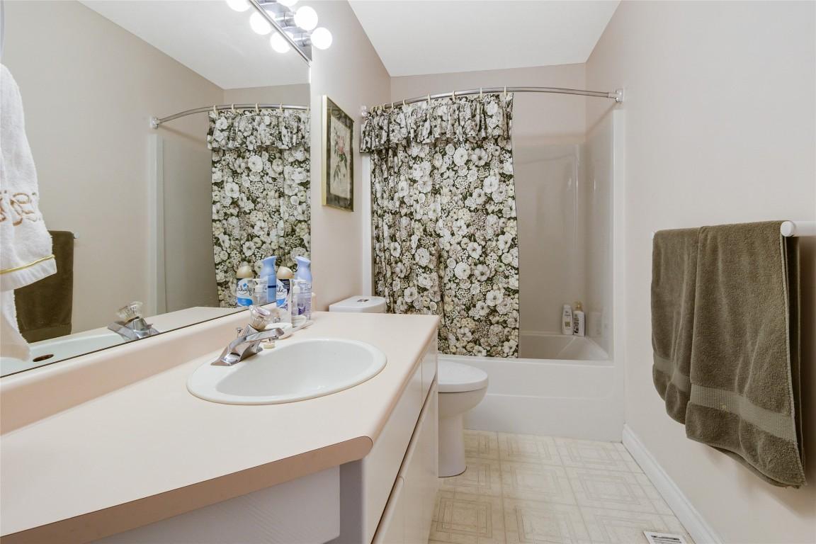 









450


Yates

Road, 25,
Kelowna,




BC
V1V 1R8

