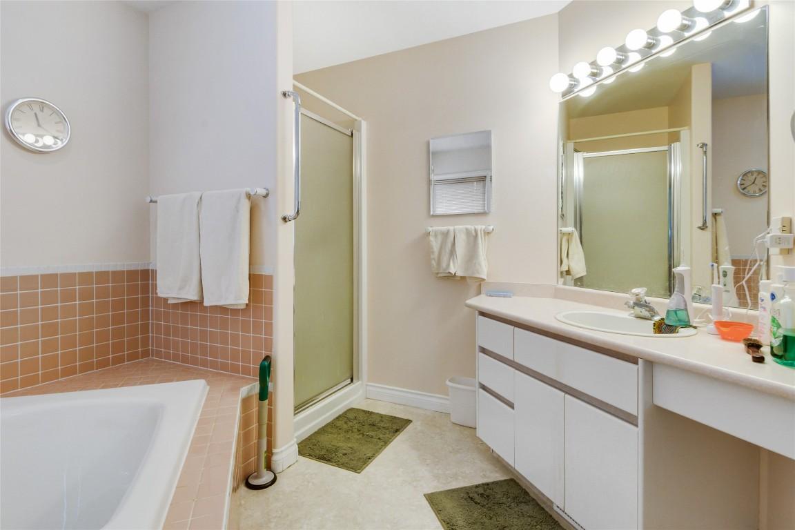 









450


Yates

Road, 25,
Kelowna,




BC
V1V 1R8

