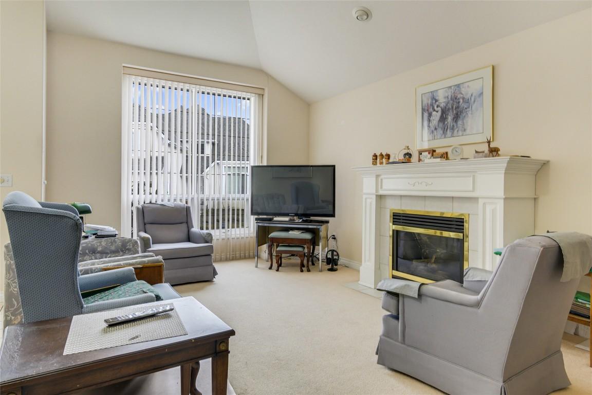 









450


Yates

Road, 25,
Kelowna,




BC
V1V 1R8

