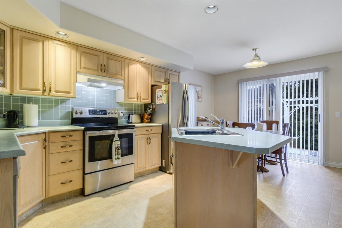 









450


Yates

Road, 25,
Kelowna,




BC
V1V 1R8

