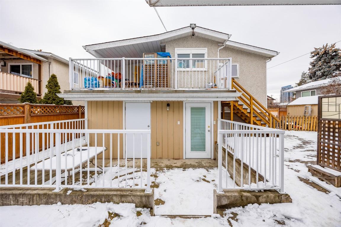 









548/546


Roanoke

Avenue,
Kelowna,




BC
V1Y 7K5

