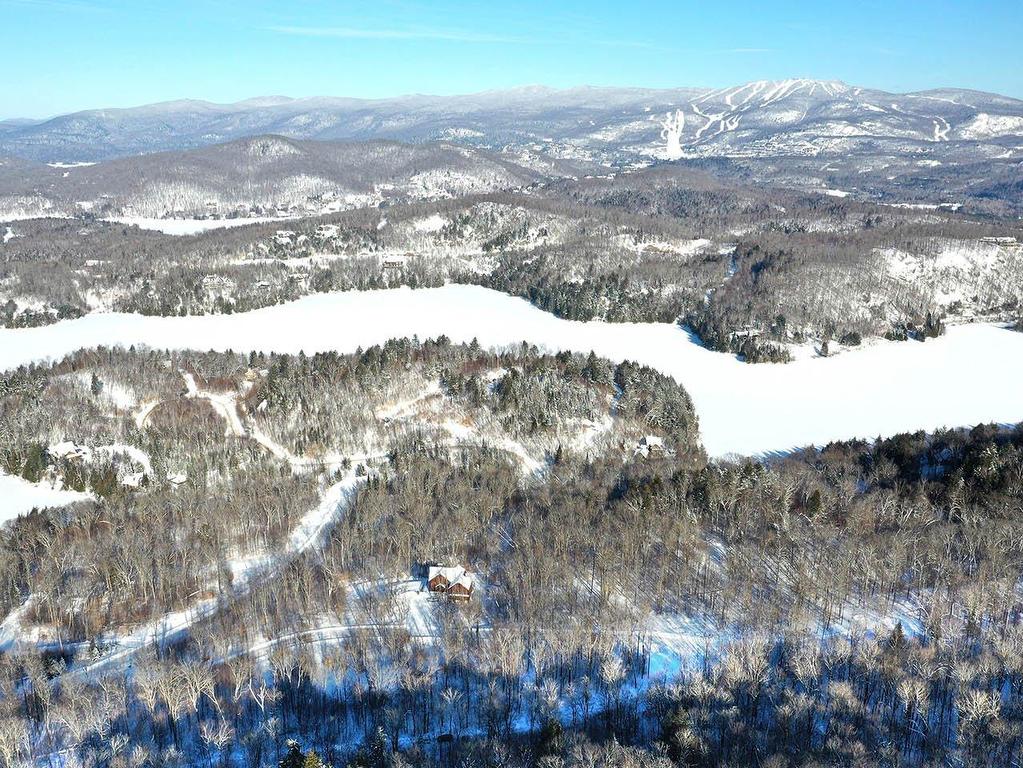 












Ch. des Franciscains

,
Mont-Tremblant,







QC
J8E3M6

