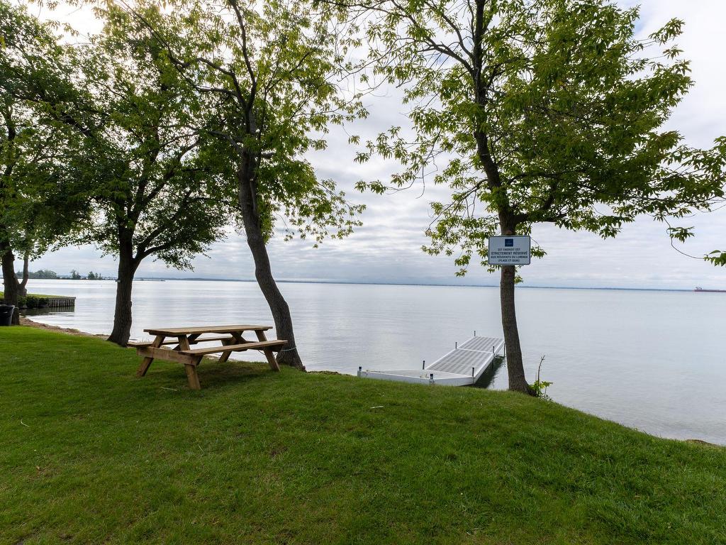 









170B


Rue Principale

, 134,
Saint-Zotique,




QC
J0P1Z0

