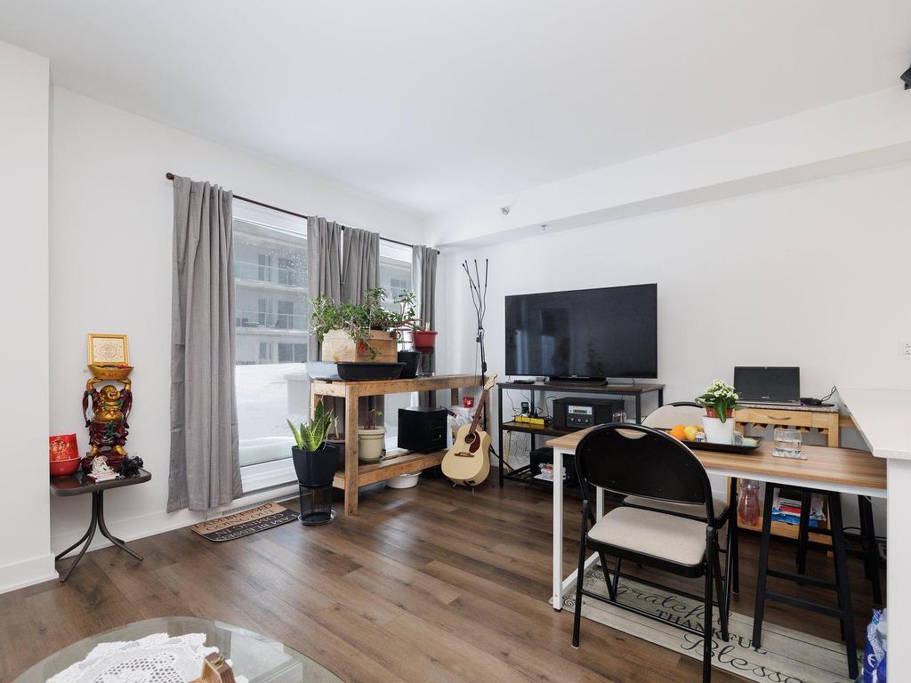 









170B


Rue Principale

, 134,
Saint-Zotique,




QC
J0P1Z0

