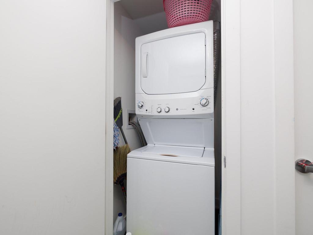 









170B


Rue Principale

, 134,
Saint-Zotique,




QC
J0P1Z0

