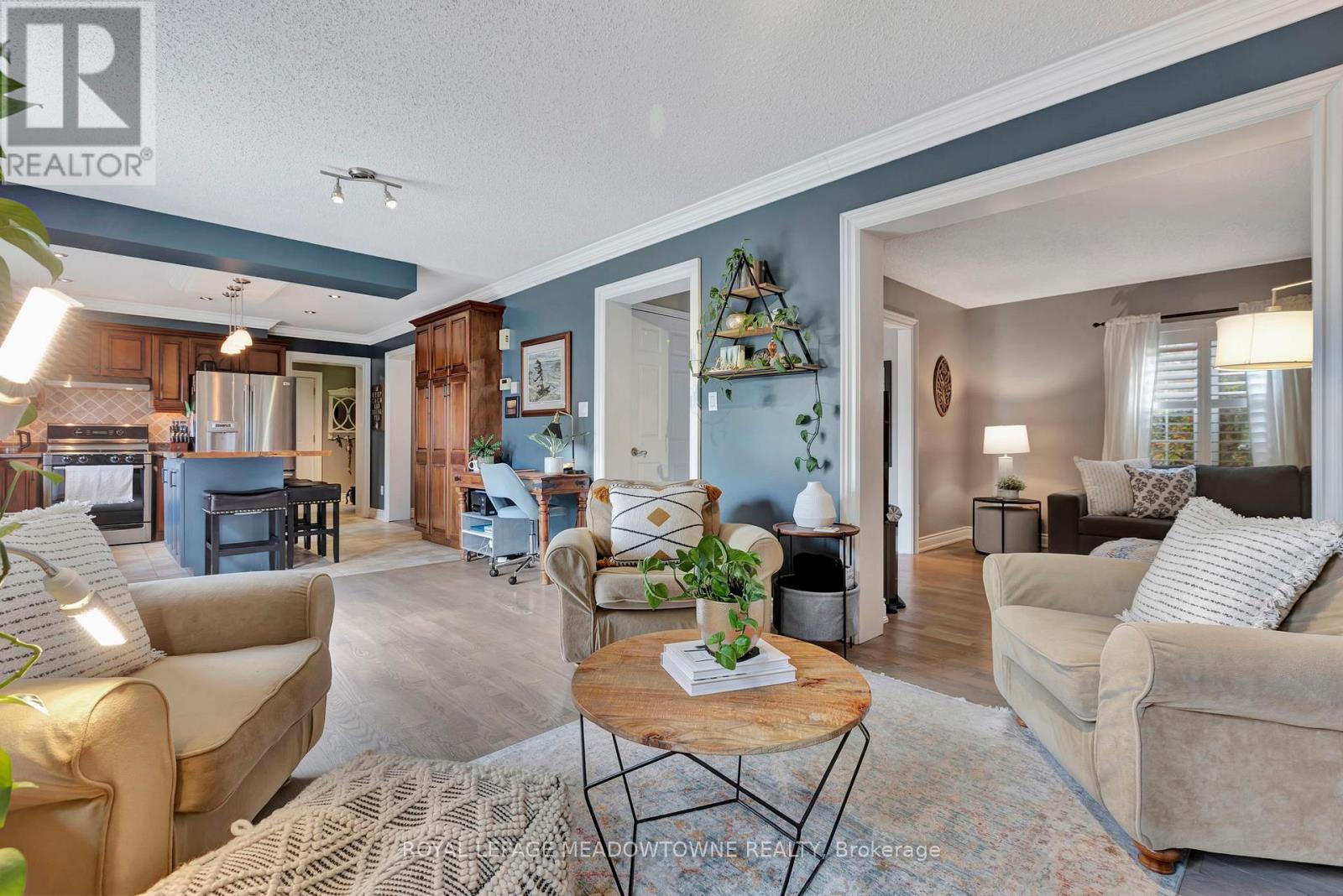 












1 WOODSPRING COURT E

,
Hamilton,




Ontario
L8N2Z7

