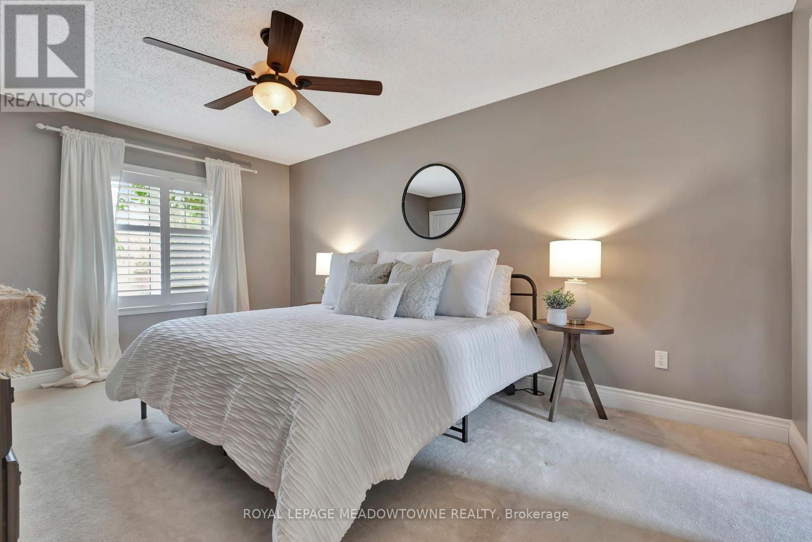 












1 WOODSPRING COURT E

,
Hamilton,




Ontario
L8N2Z7

