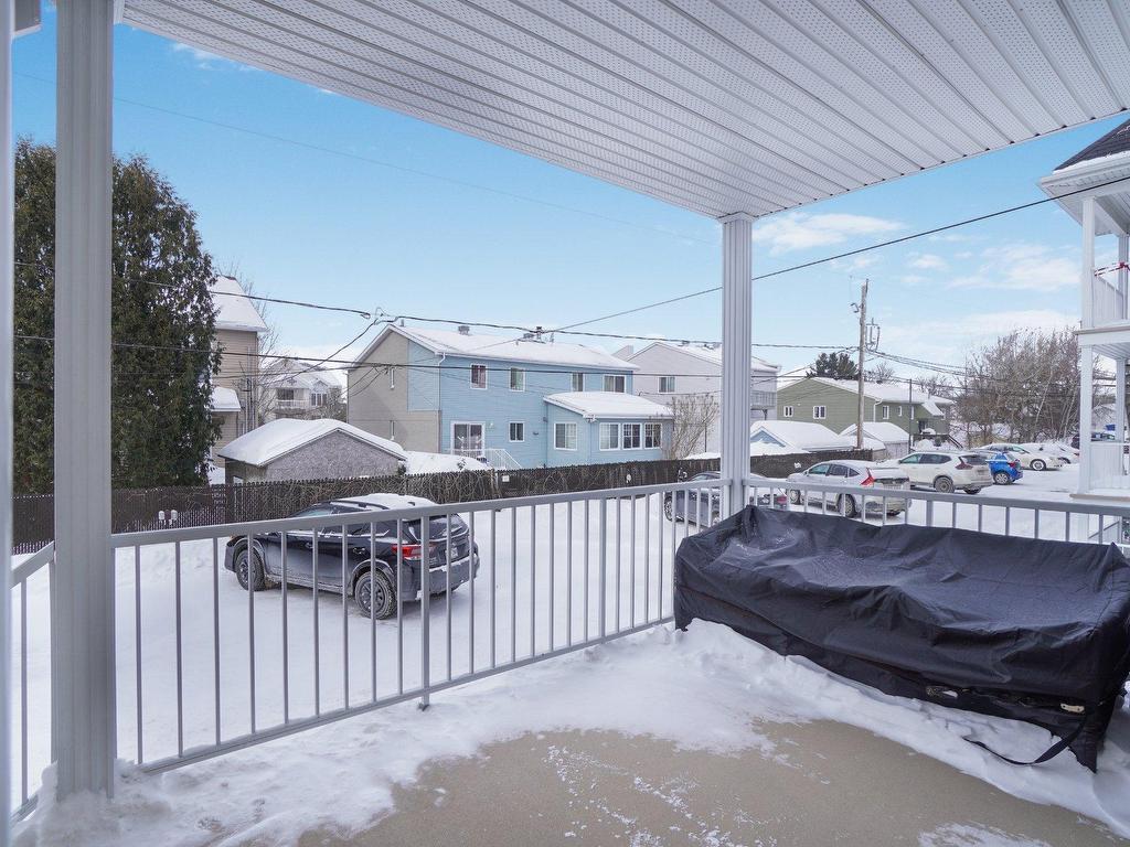 









27


Rue de la Comtesse

,
Saint-Jérôme,




QC
J7Y5L5

