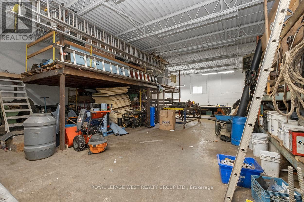 












45 DENSLEY AVENUE

,
Toronto,




Ontario
M6M2P5


