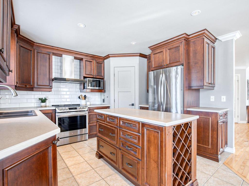 









1640


Rue des Faucons

,
Saint-Michel,




QC
J0L2J0

