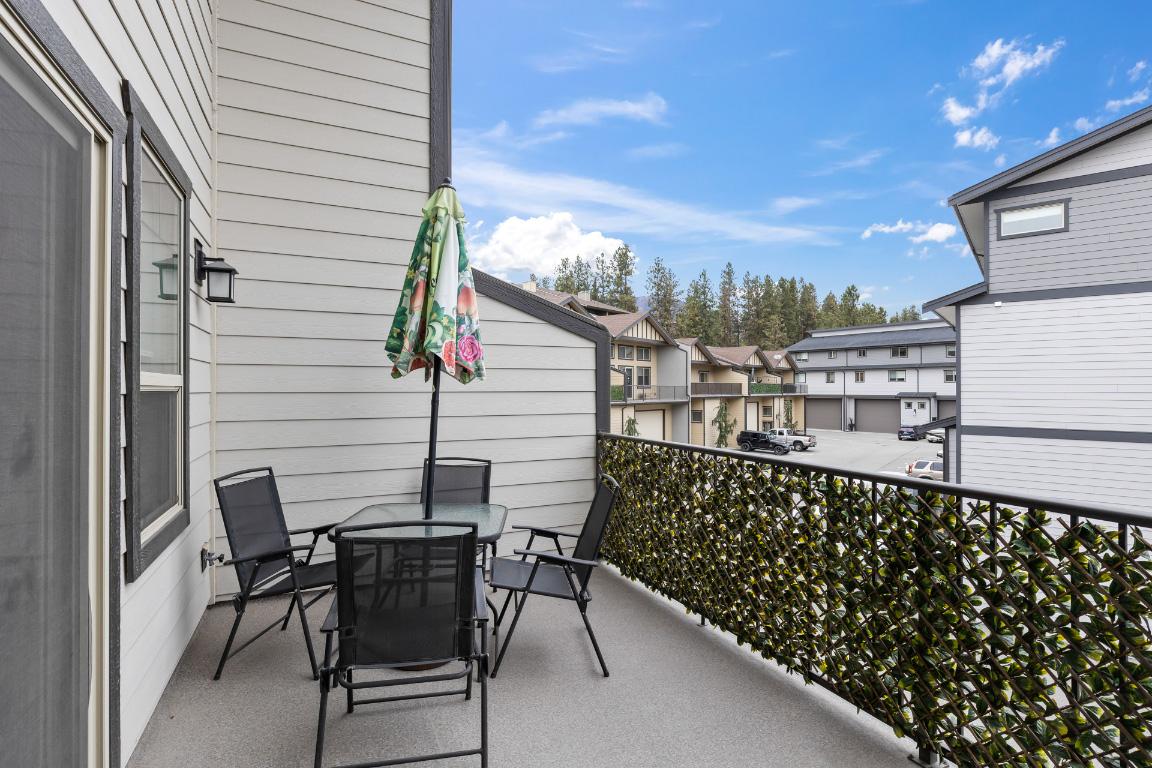 









3359


Cougar

Road, 25,
Westbank,




BC
V4T 3G1

