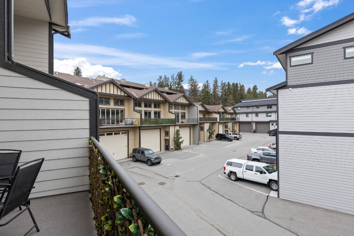 









3359


Cougar

Road, 25,
Westbank,




BC
V4T 3G1

