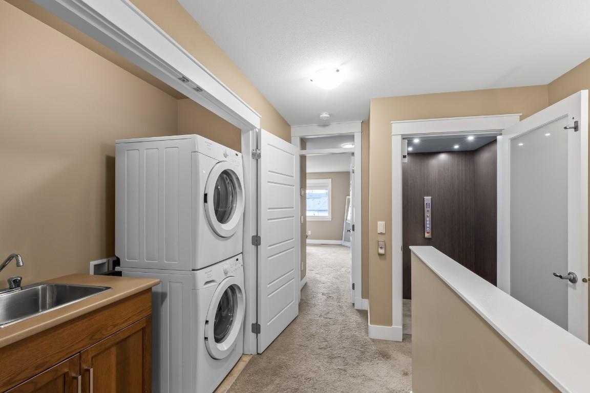 









3359


Cougar

Road, 25,
Westbank,




BC
V4T 3G1

