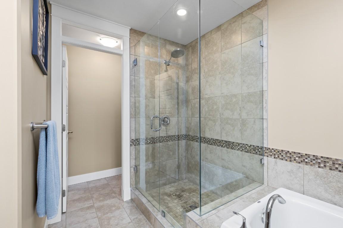 









3359


Cougar

Road, 25,
Westbank,




BC
V4T 3G1

