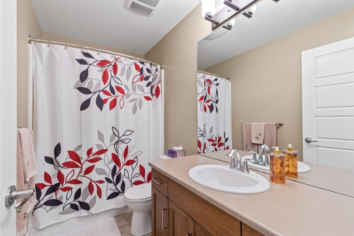 









3359


Cougar

Road, 25,
Westbank,




BC
V4T 3G1

