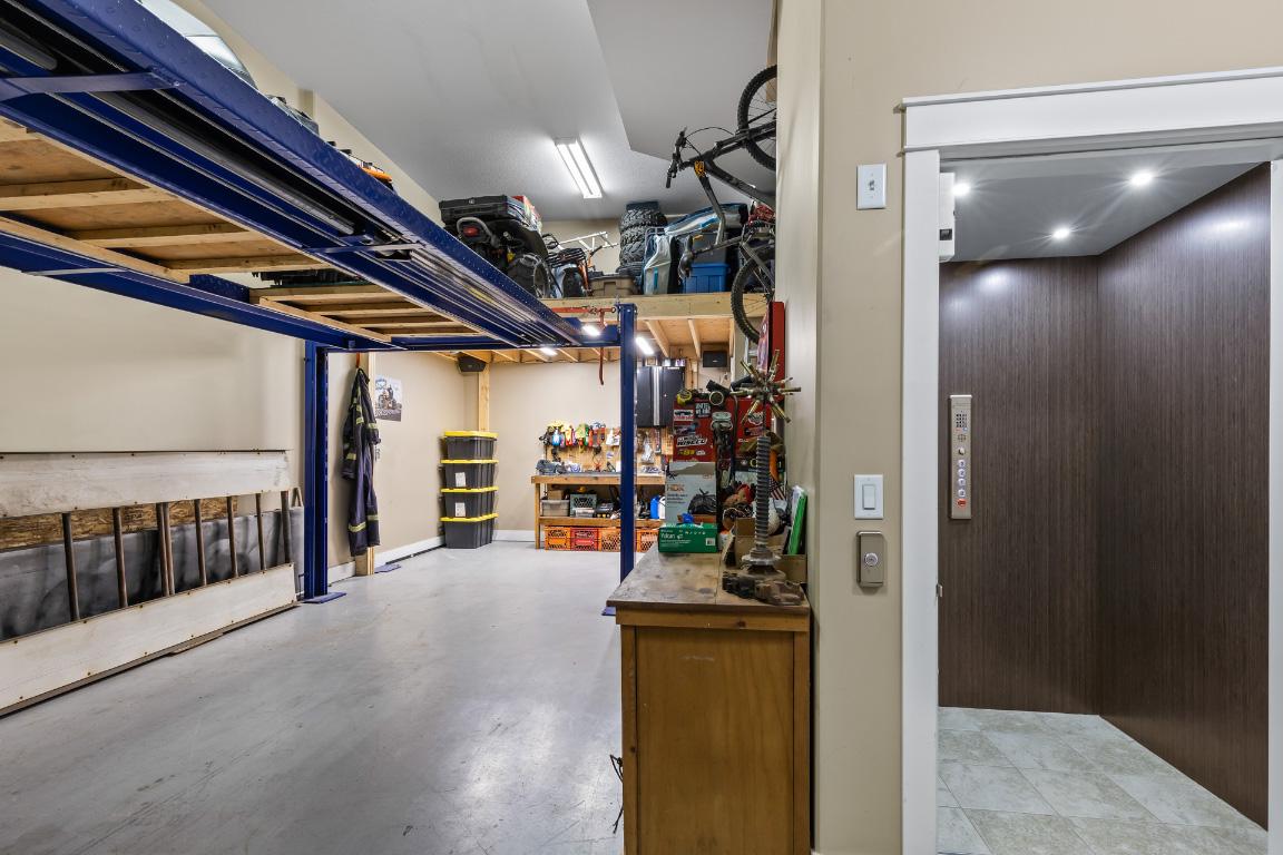 









3359


Cougar

Road, 25,
Westbank,




BC
V4T 3G1

