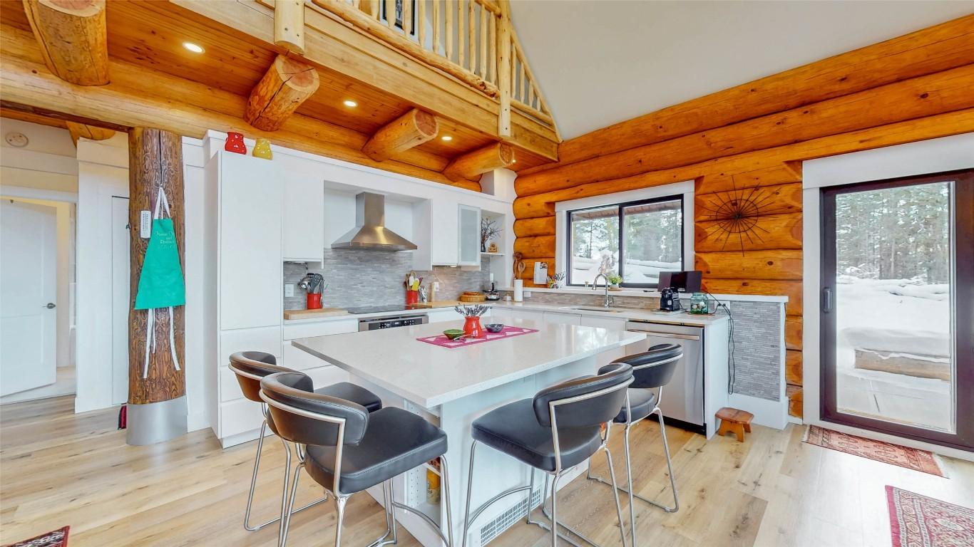 









185


CARIBOU

Way,
Osoyoos,




BC
V0H 1V6

