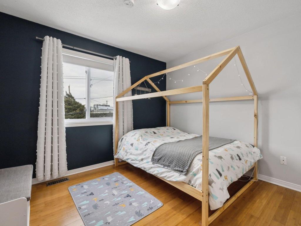 









36


Rue de la Gironde

,
Gatineau (Gatineau),




QC
J8R3N2

