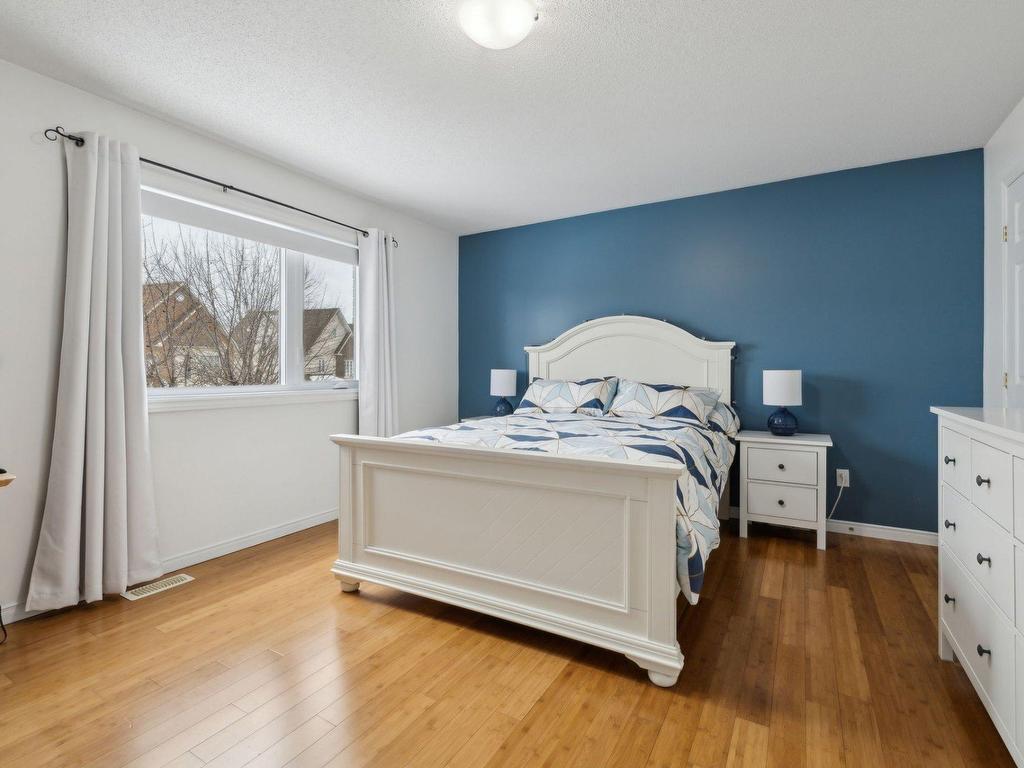 









36


Rue de la Gironde

,
Gatineau (Gatineau),




QC
J8R3N2

