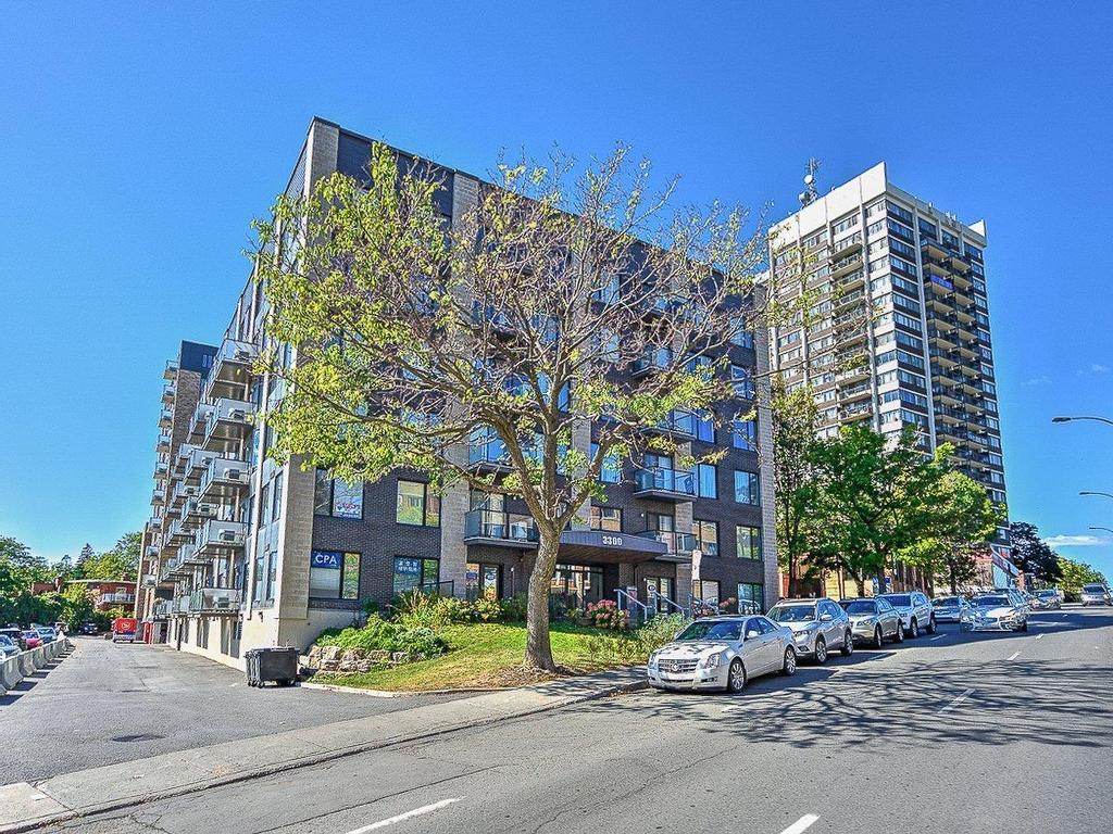 









3300


Boul. Cavendish

, 312,
Montréal (Côte-des-Neiges/Notre-Dame-de-Grâce),




QC
H4B2M8

