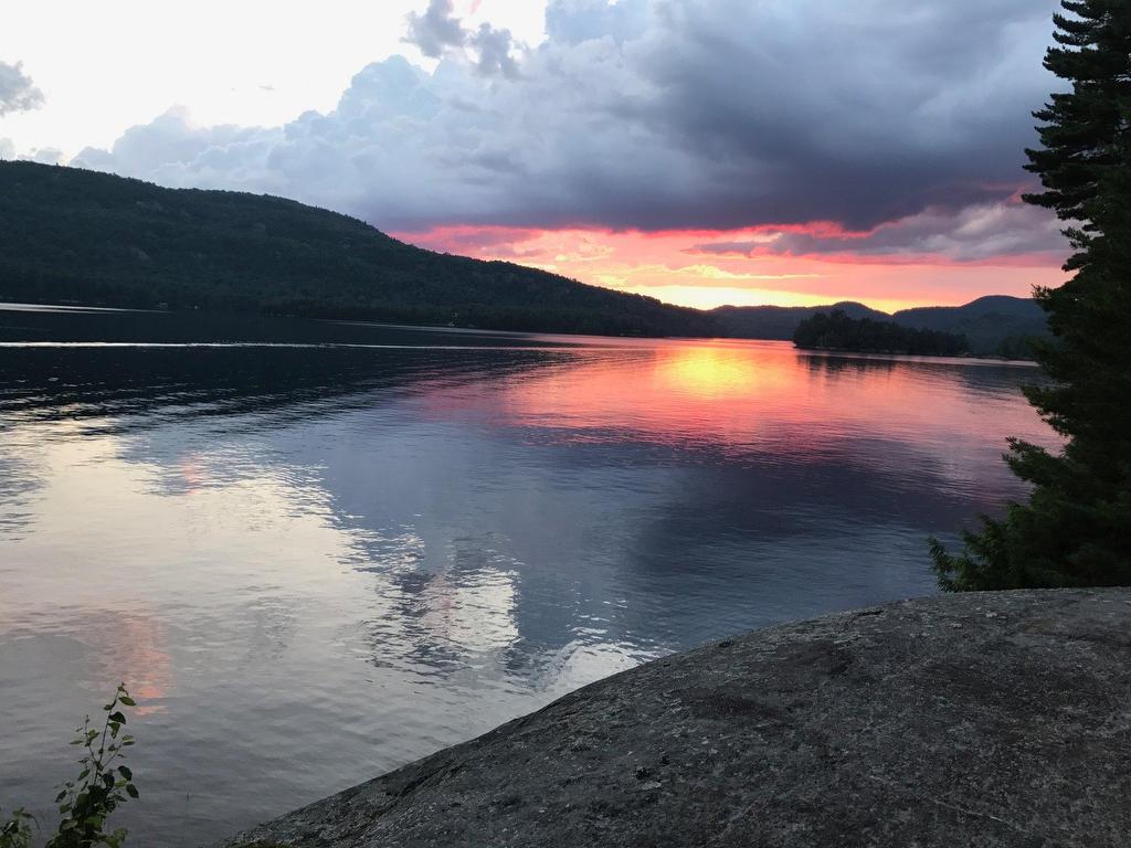 









8368


Rive du Lac-Tremblant

,
Lac-Tremblant-Nord,




QC
J8E1B3

