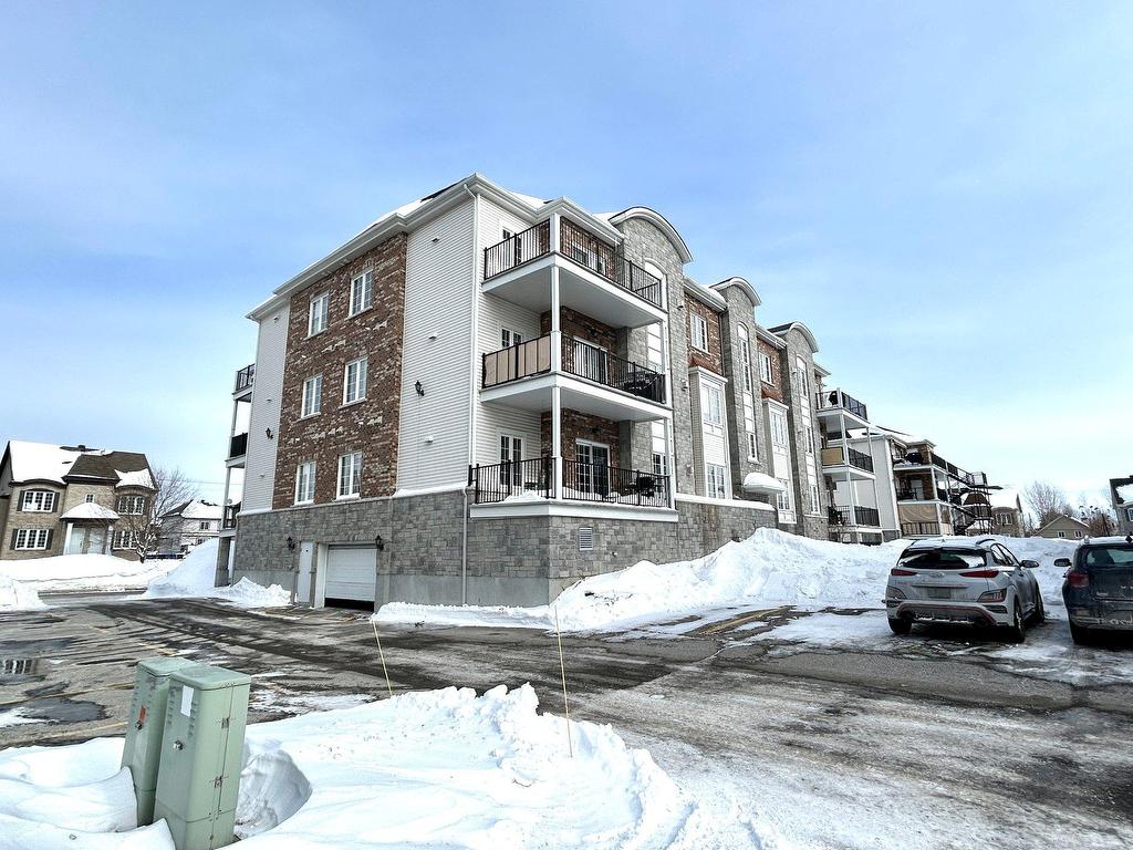 









645


Rue Montmartre

, 202,
Mascouche,




QC
J7K0J2

