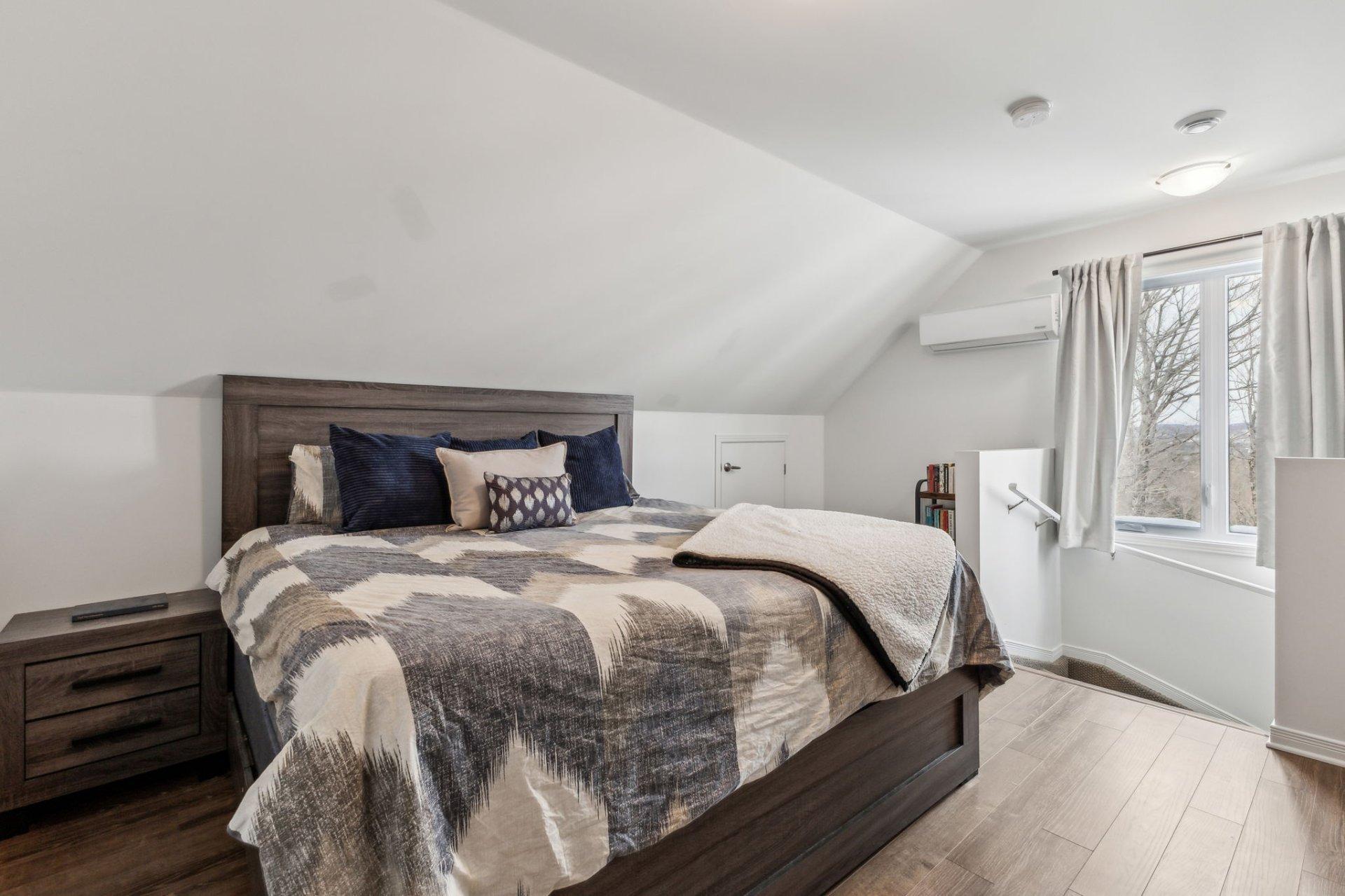 









68


Ch. du Haut-Bois

,
Val-des-Monts,




QC
J8N0C8

