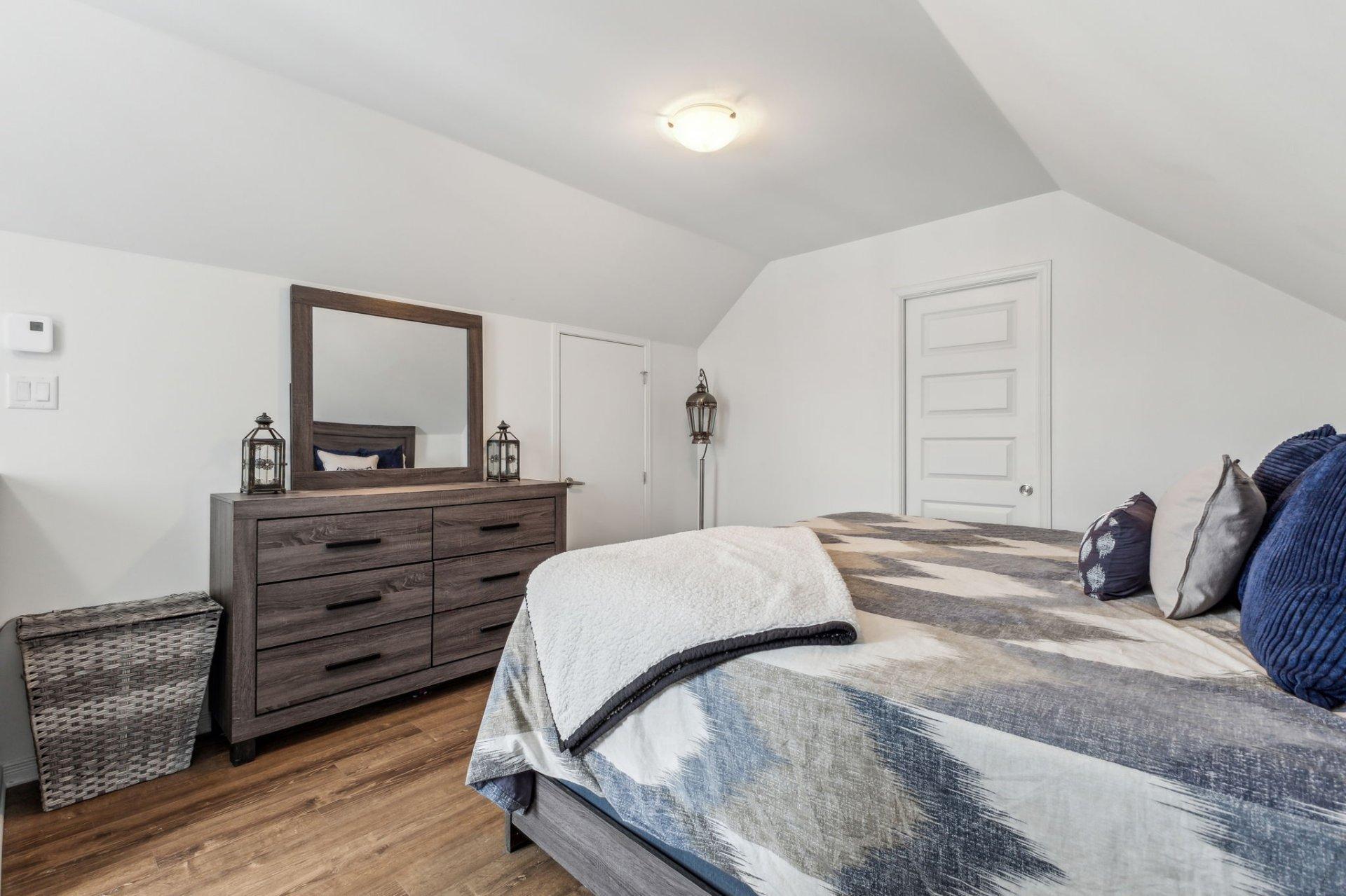 









68


Ch. du Haut-Bois

,
Val-des-Monts,




QC
J8N0C8

