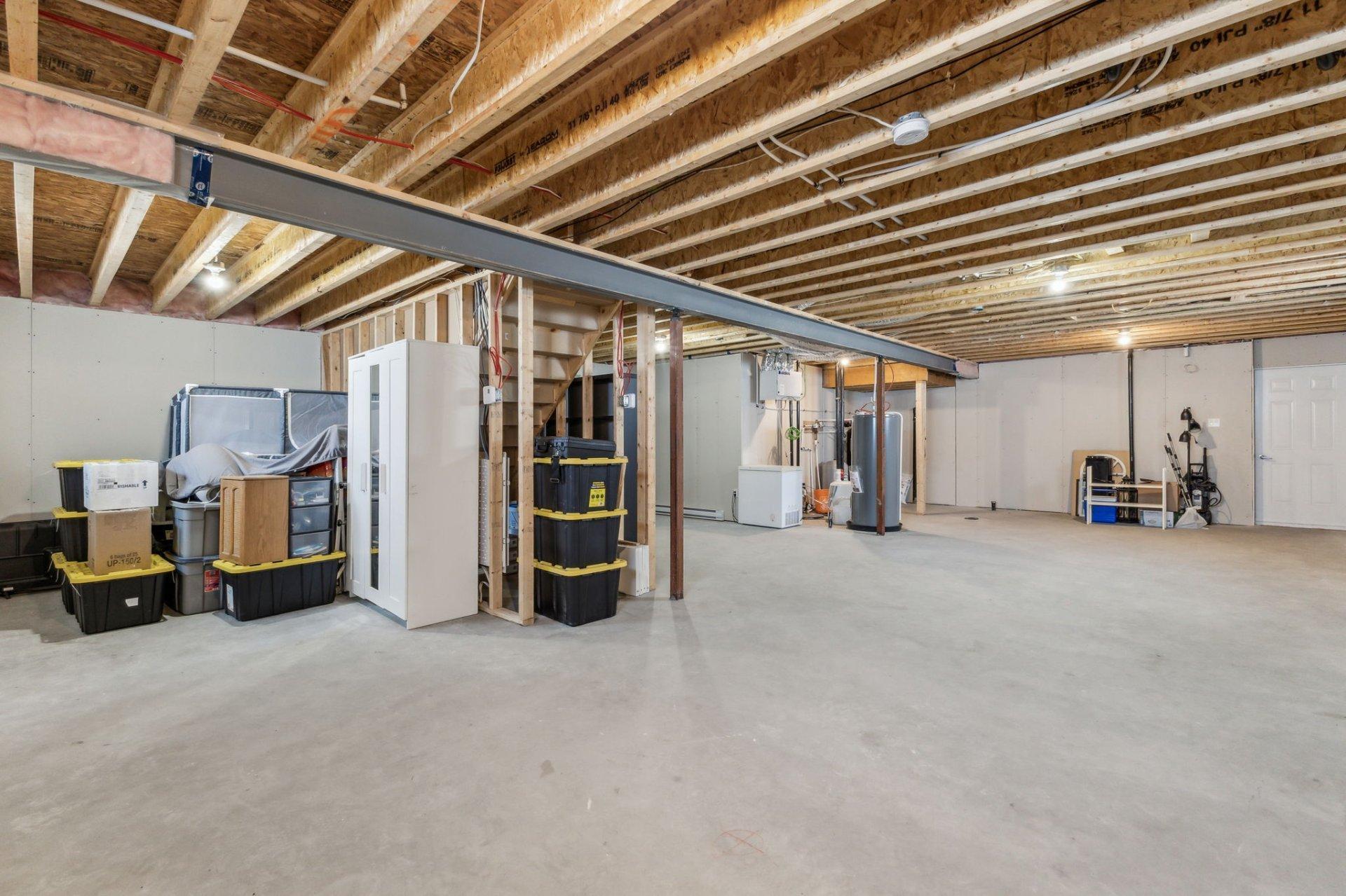 









68


Ch. du Haut-Bois

,
Val-des-Monts,




QC
J8N0C8

