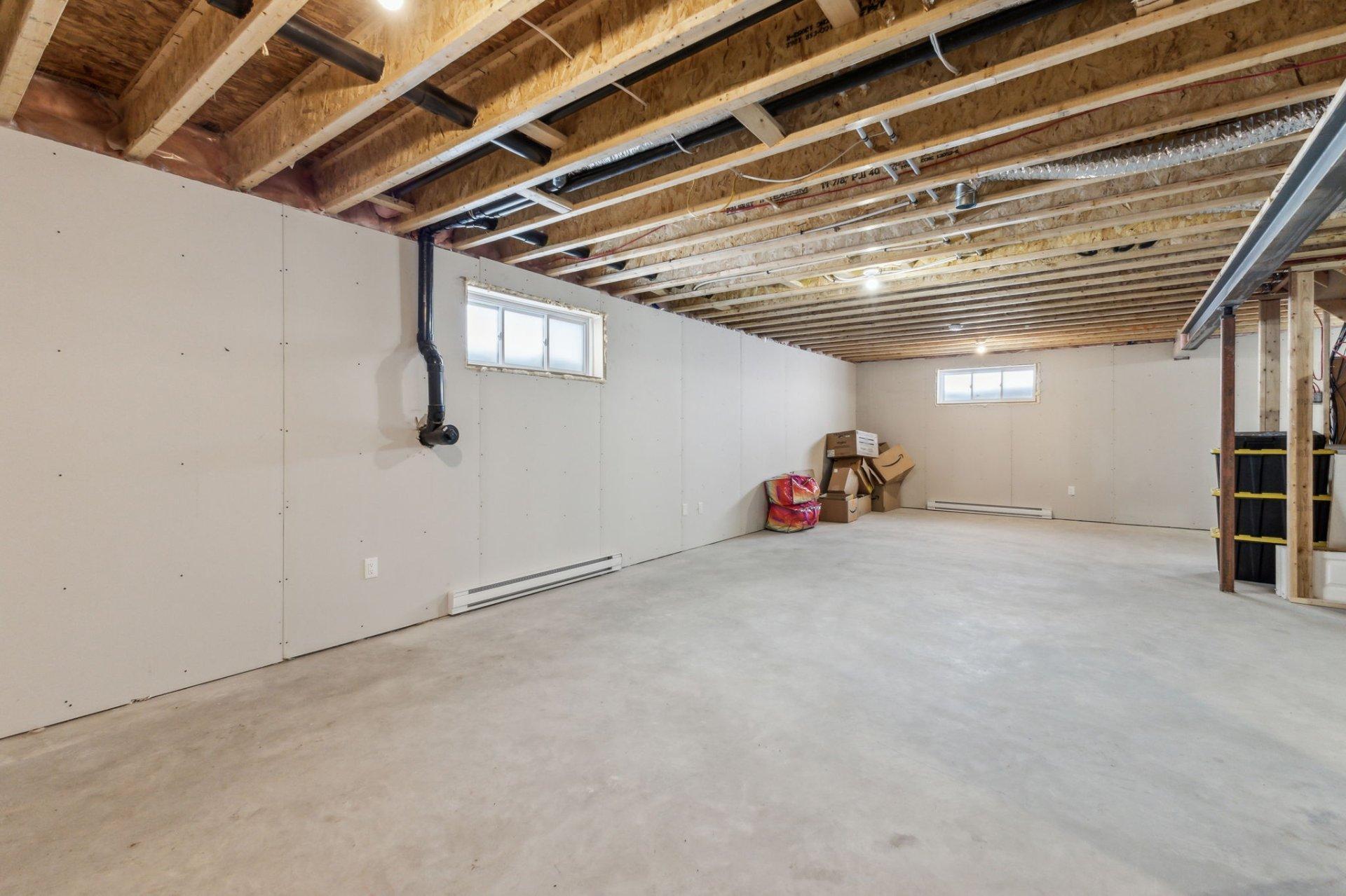 









68


Ch. du Haut-Bois

,
Val-des-Monts,




QC
J8N0C8

