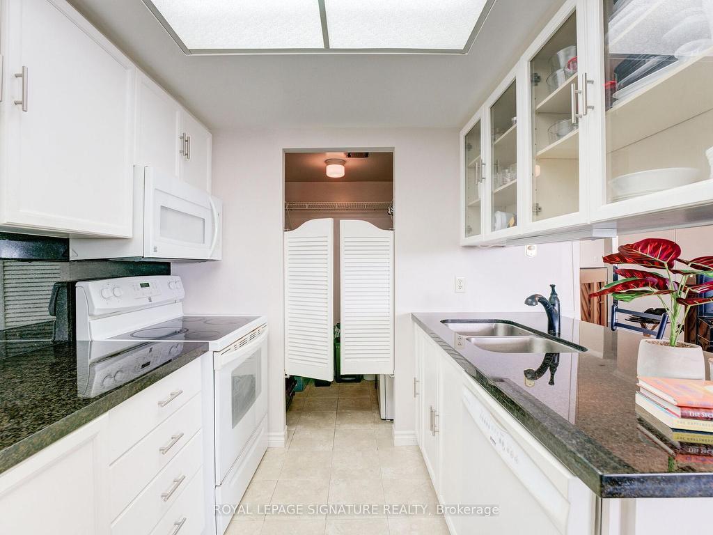









2


Raymerville

Drive, 903,
Markham,




ON
L3P 7N7

