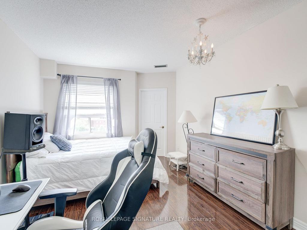 









2


Raymerville

Drive, 903,
Markham,




ON
L3P 7N7

