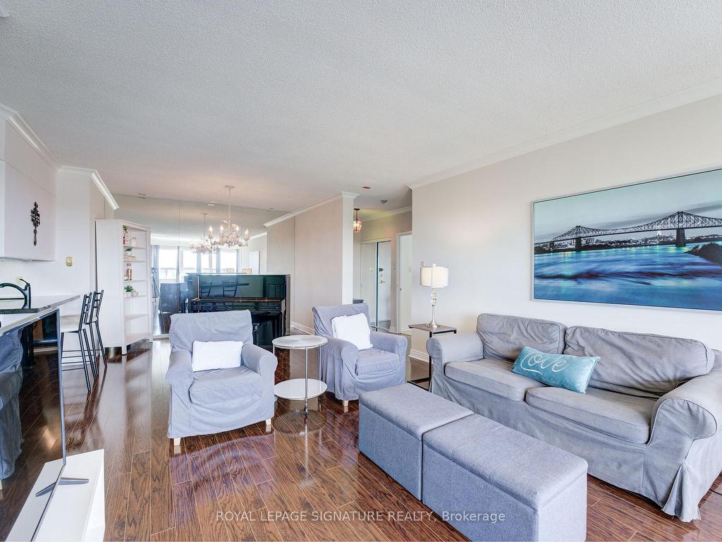 









2


Raymerville

Drive, 903,
Markham,




ON
L3P 7N7

