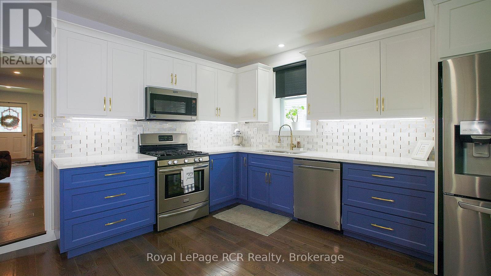 












144 LOUCKS LANE LANE

,
Chatsworth,




Ontario
N0H1G0

