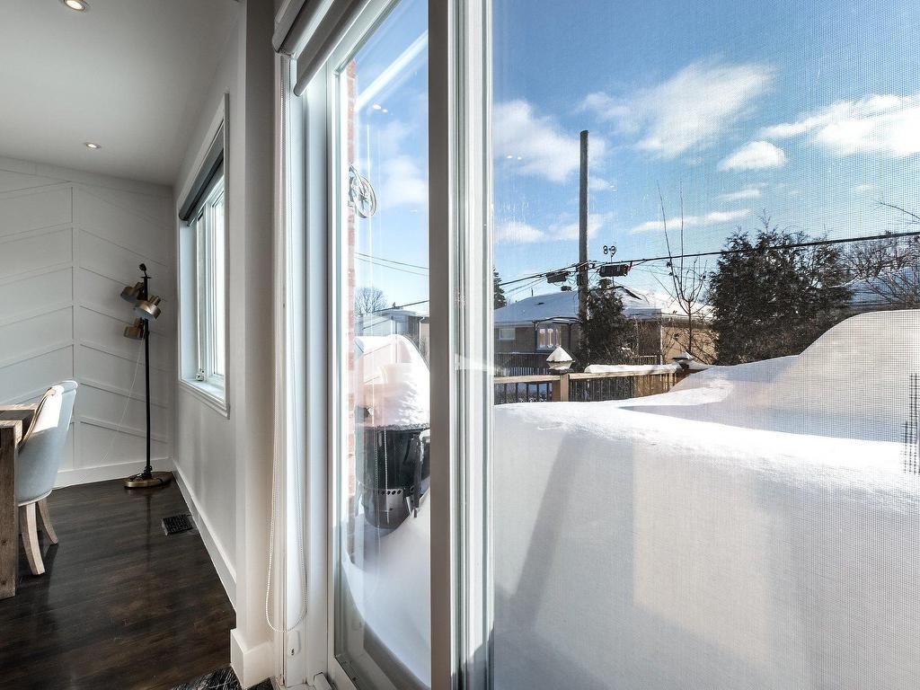









5714


Av. Whitehorne

,
Côte-Saint-Luc,




QC
H4W1Z9

