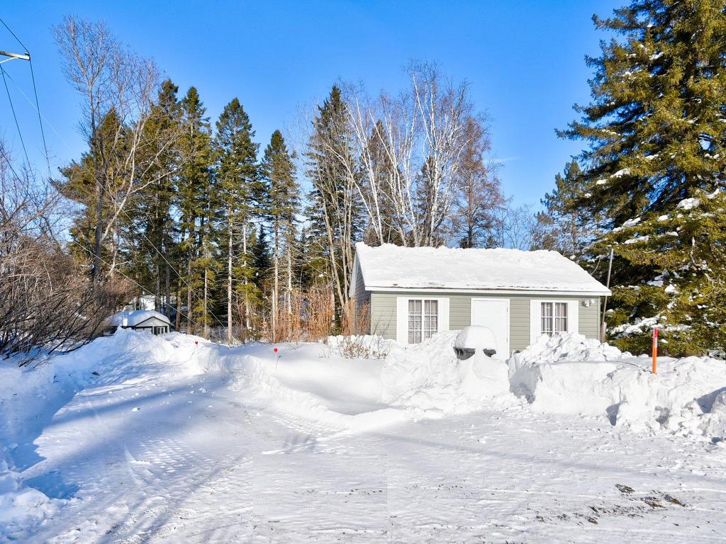 









2881


Ch. de l'Église

,
Chertsey,




QC
J0K3K0

