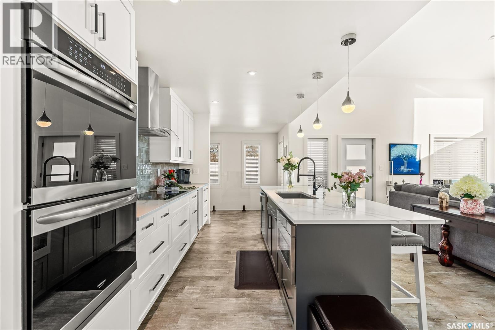 












1130 Stadacona STREET W

,
Moose Jaw,




Saskatchewan
S6H2B3

