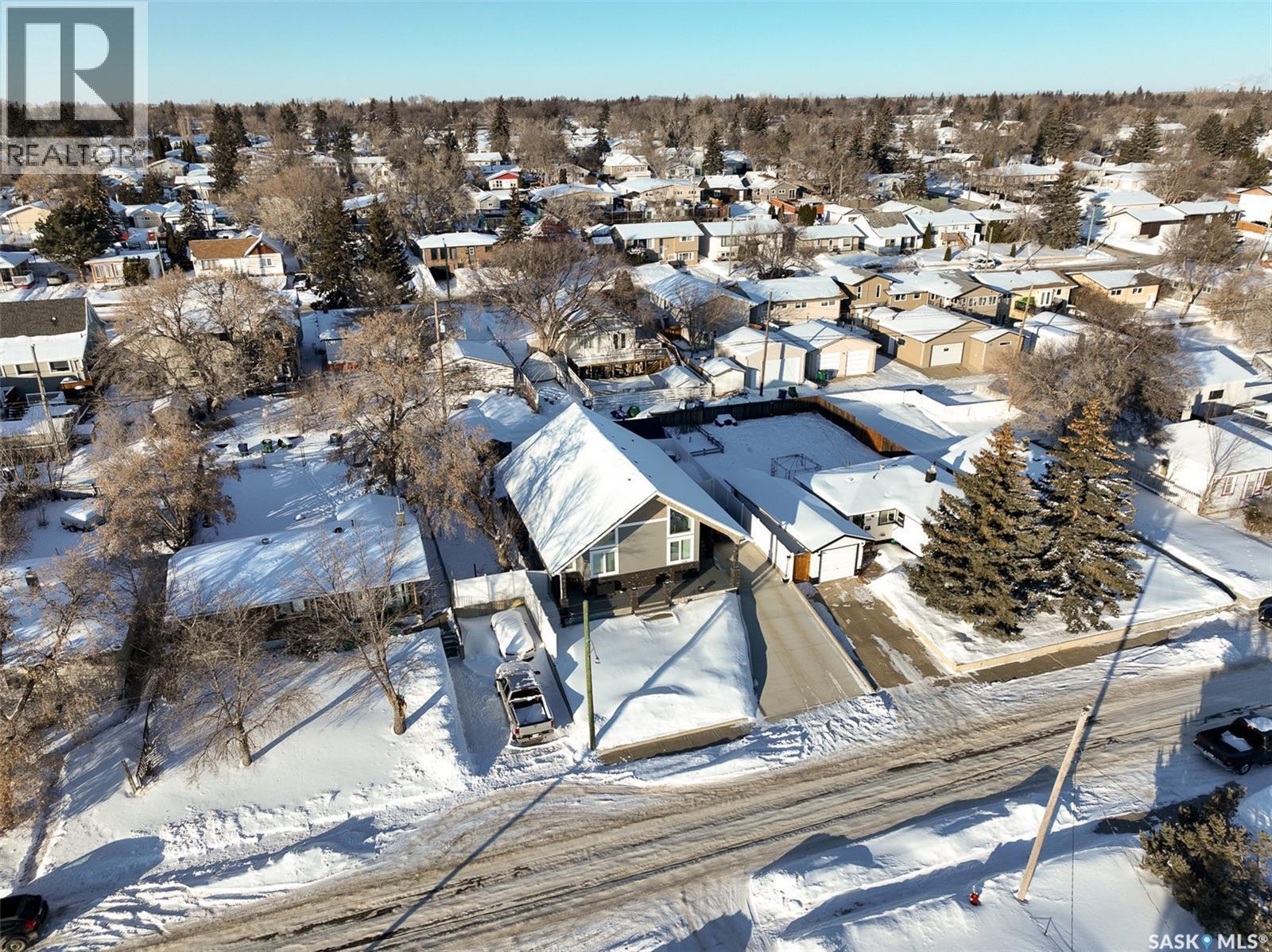 












1130 Stadacona STREET W

,
Moose Jaw,




Saskatchewan
S6H2B3

