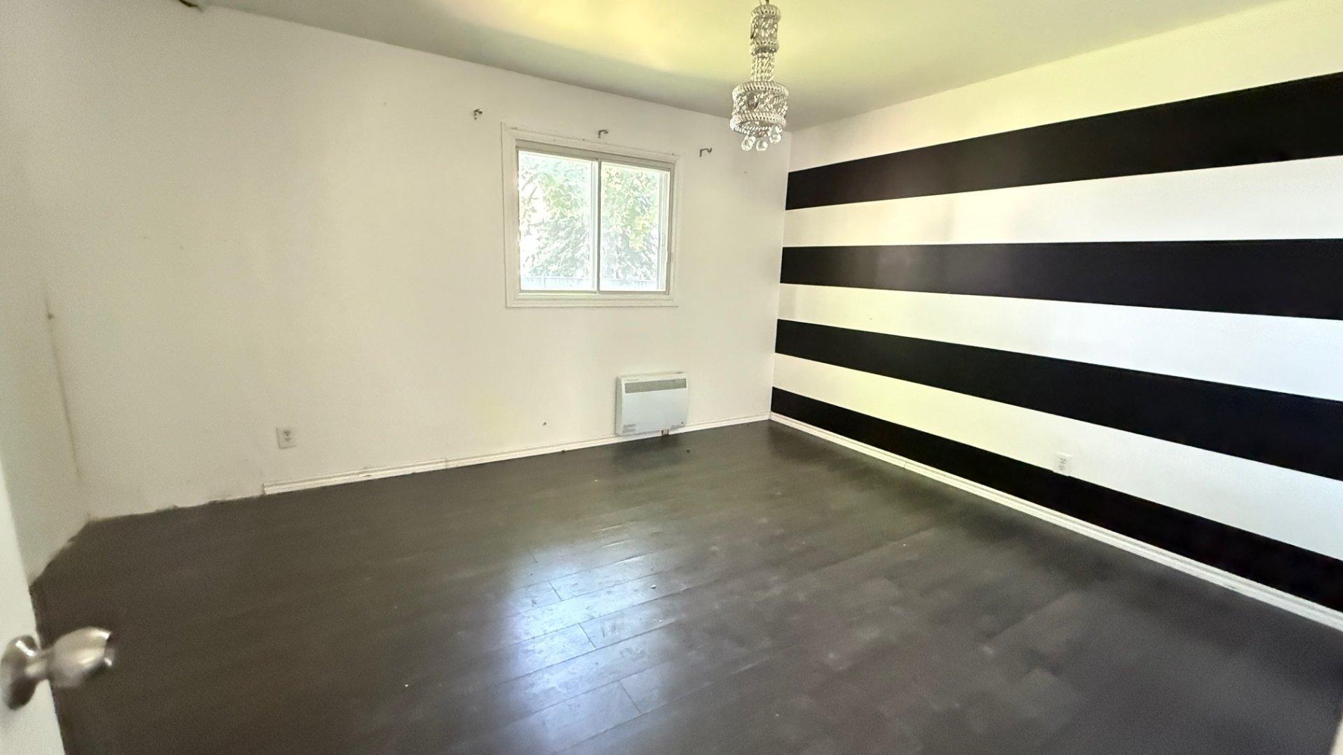 









7420


Av. Malo

,
Brossard,




QC
J4Y1C2

