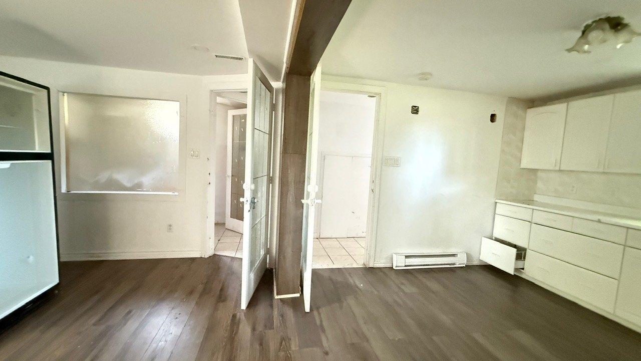 









7420


Av. Malo

,
Brossard,




QC
J4Y1C2

