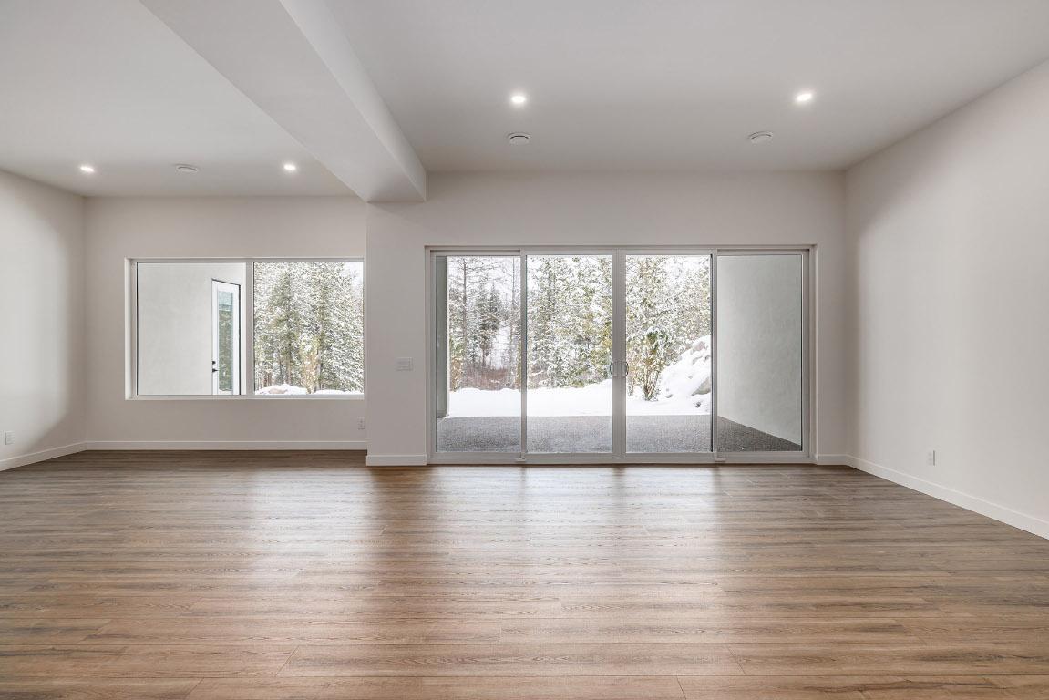 









10274


Beacon Hill

Drive,
Lake Country,




BC
V4V 0A9

