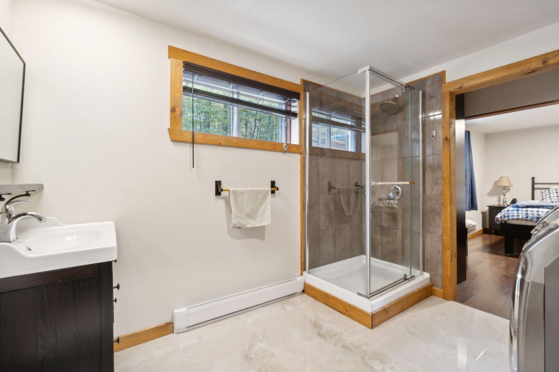 









1303


Rue Trudel

,
Mont-Tremblant,




QC
J8E2L4

