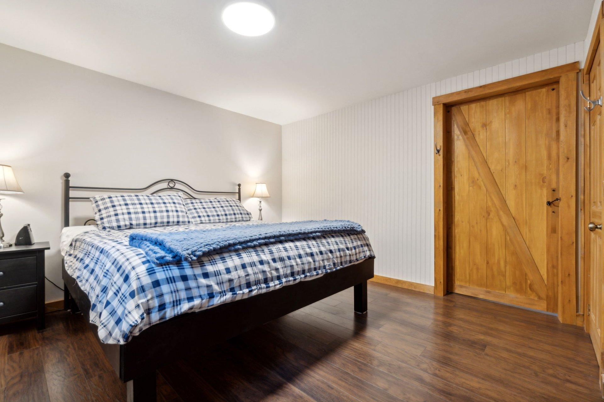 









1303


Rue Trudel

,
Mont-Tremblant,




QC
J8E2L4

