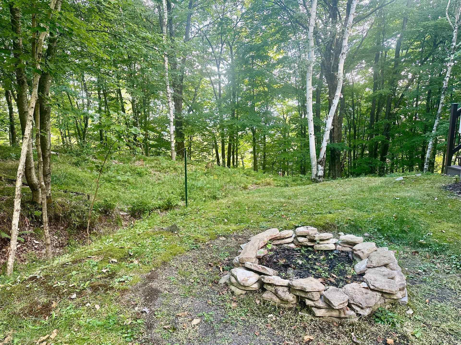 









1303


Rue Trudel

,
Mont-Tremblant,




QC
J8E2L4

