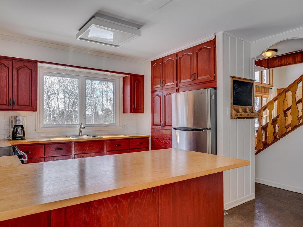 









201


Rue Trudeau

,
Sainte-Agathe-des-Monts,




QC
J8C3T6

