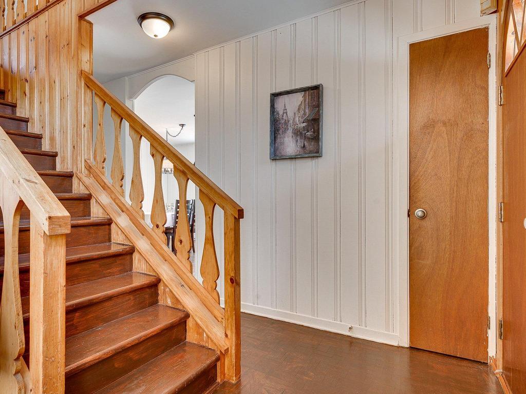 









201


Rue Trudeau

,
Sainte-Agathe-des-Monts,




QC
J8C3T6

