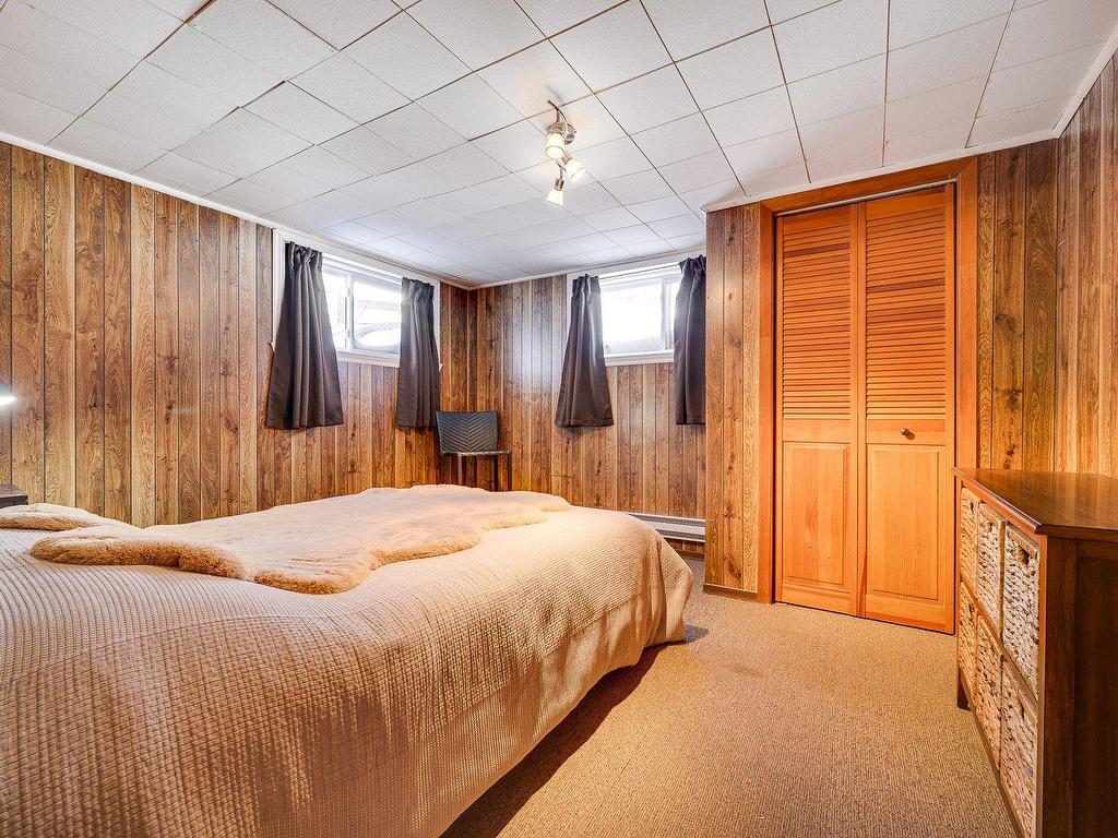 









201


Rue Trudeau

,
Sainte-Agathe-des-Monts,




QC
J8C3T6


