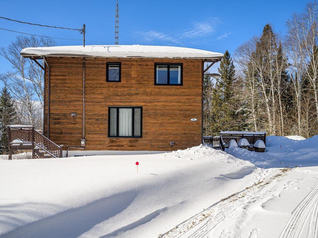 









201


Rue Trudeau

,
Sainte-Agathe-des-Monts,




QC
J8C3T6


