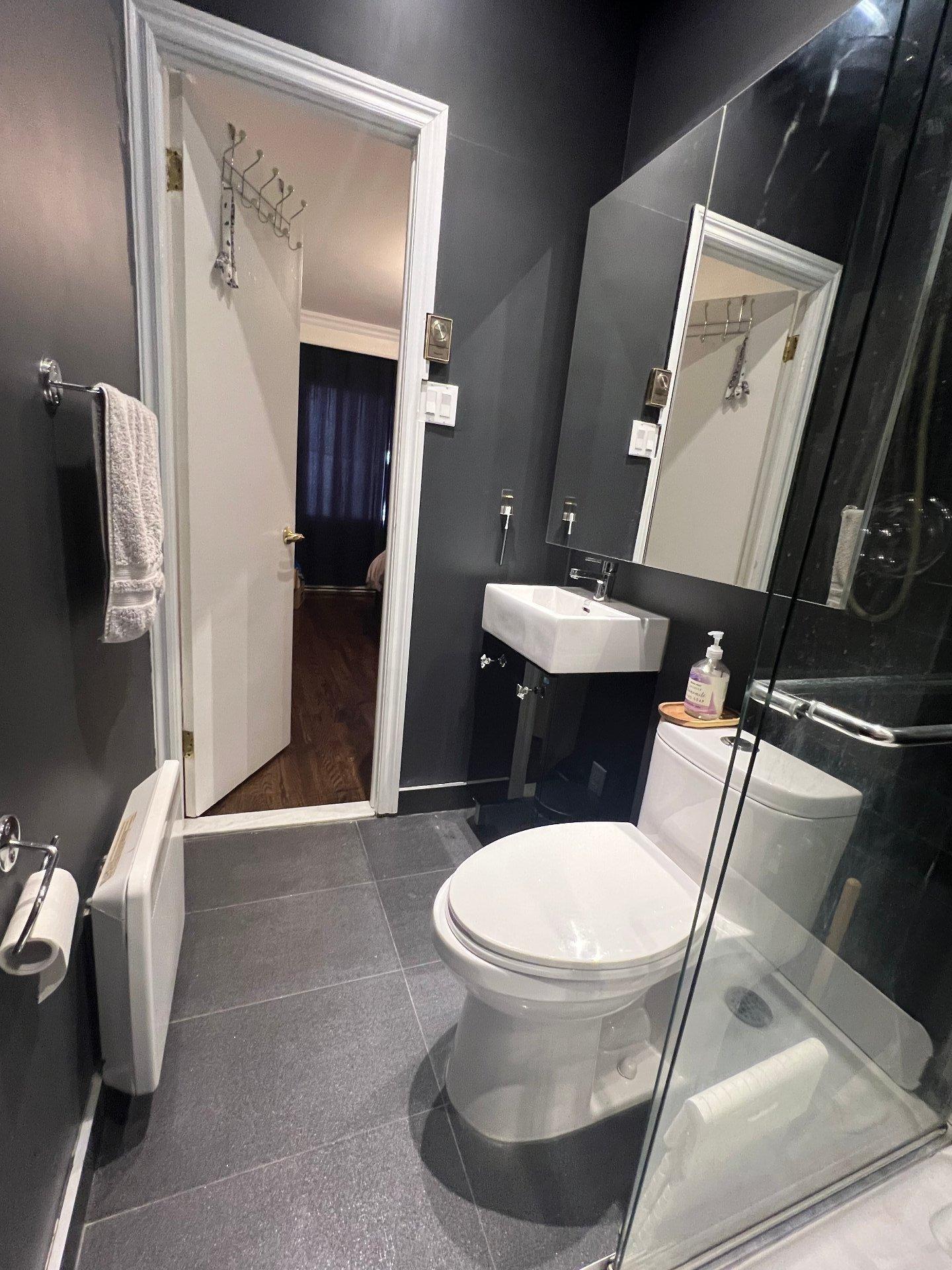 









4997


Av. Carlton

,
Montréal (Côte-des-Neiges/Notre-Dame-de-Grâce),




QC
H3W1G9

