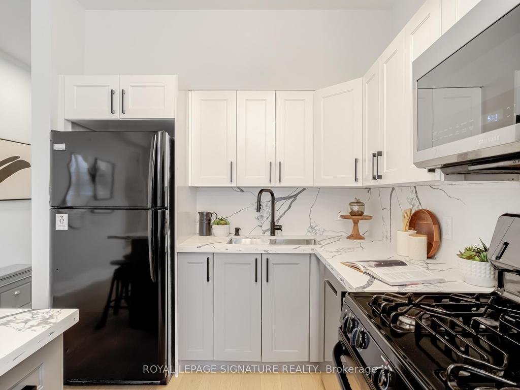 









50


Camden

Street, 303,
Toronto,




ON
M5V 3N1

